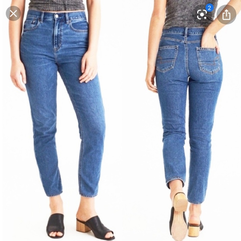American Eagle Outfitters Mom Jeans